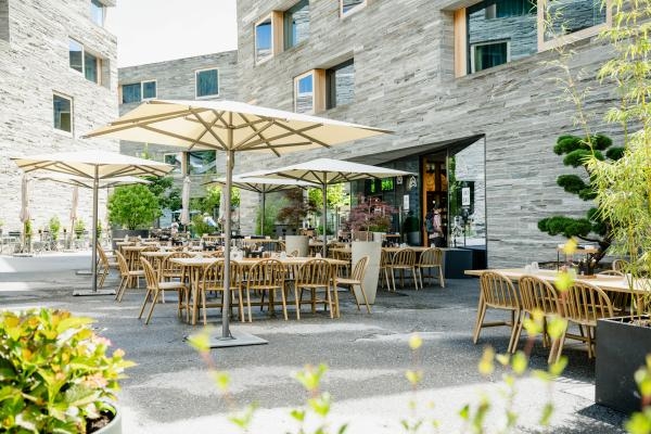 secondary restaurant image