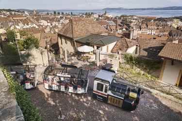 Tourist train Neuchâtel (Fabien Nissels)