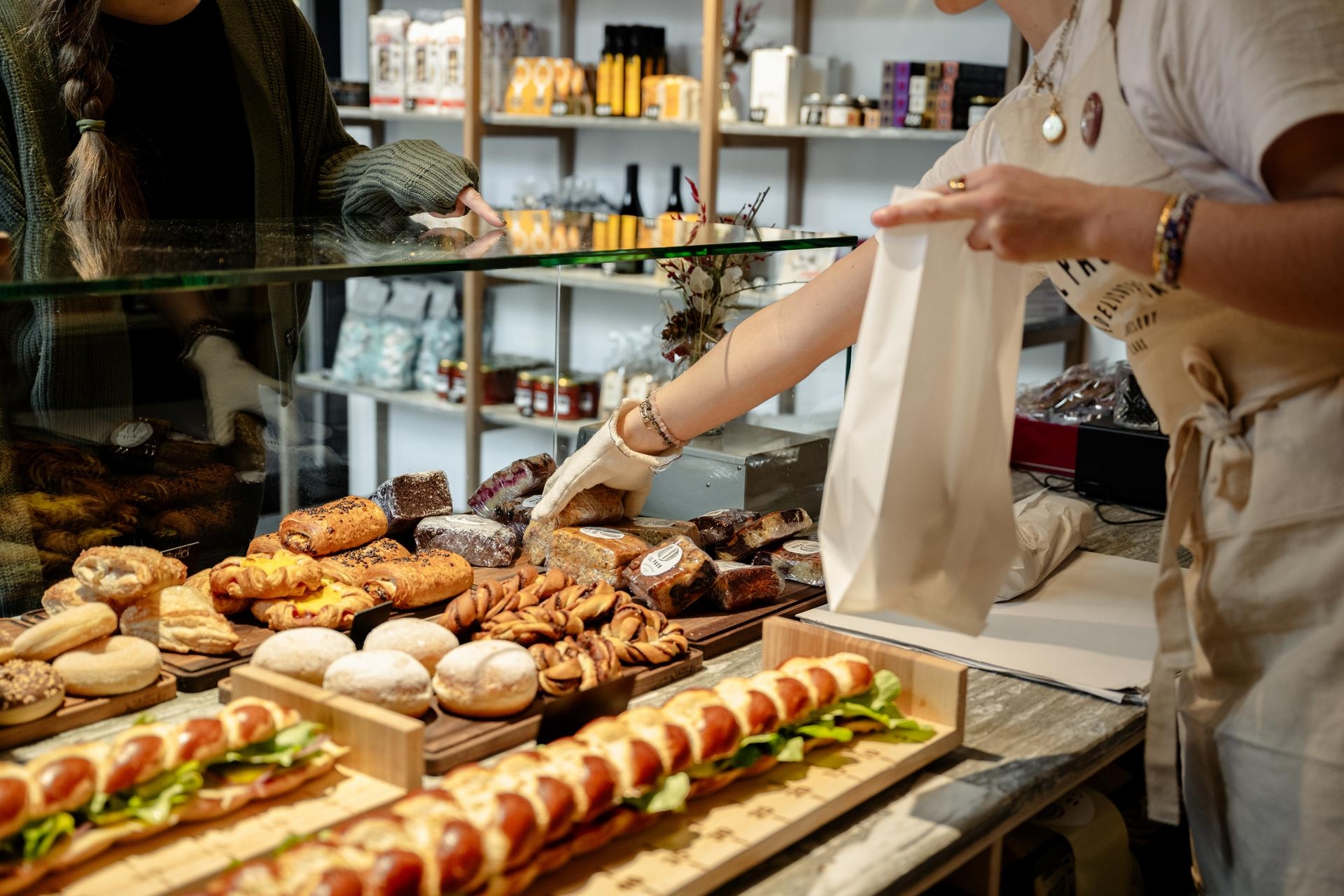 secondary restaurant image
