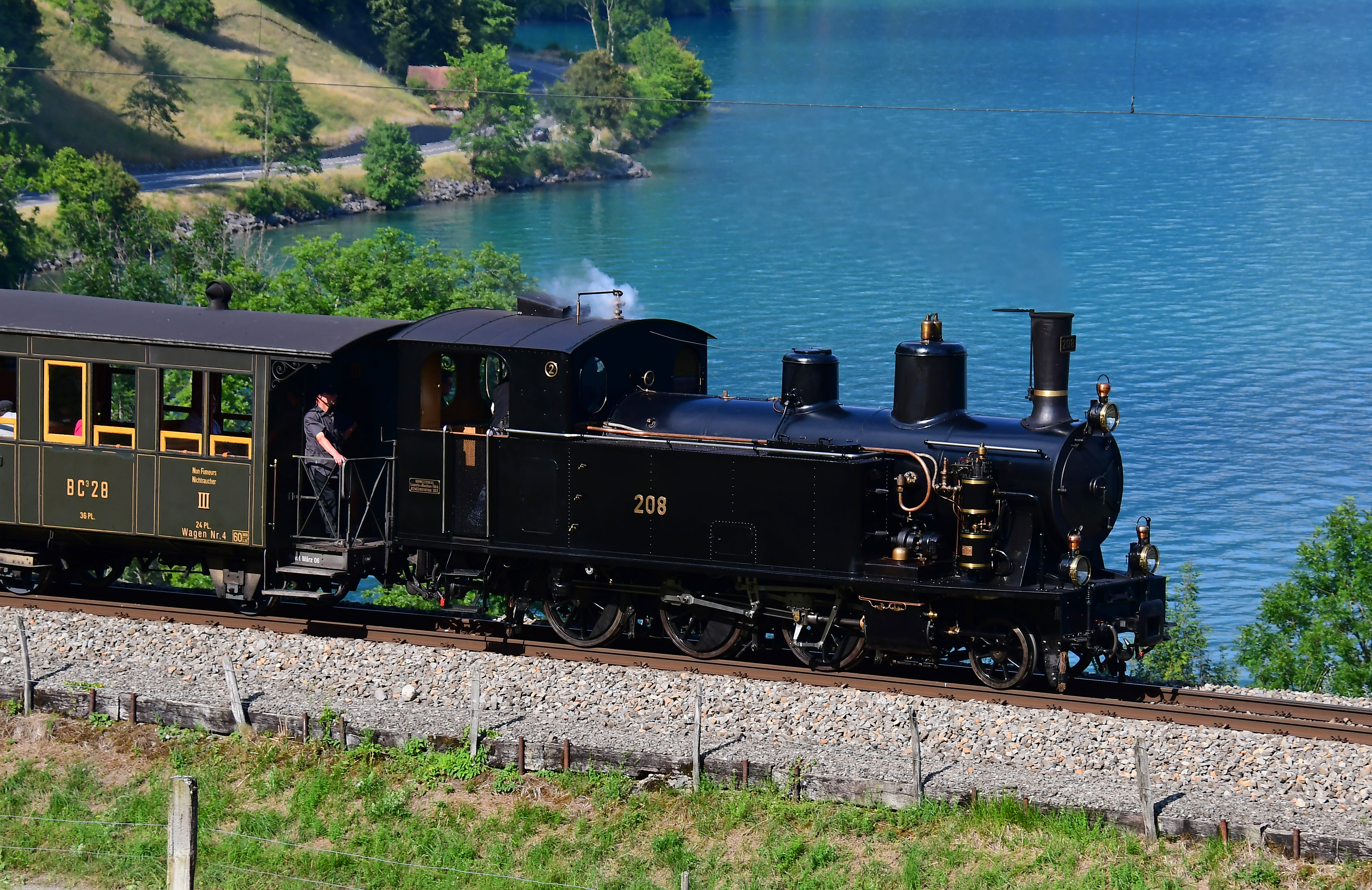 Brünig Dampfbahn unterwegs richtung Oberried