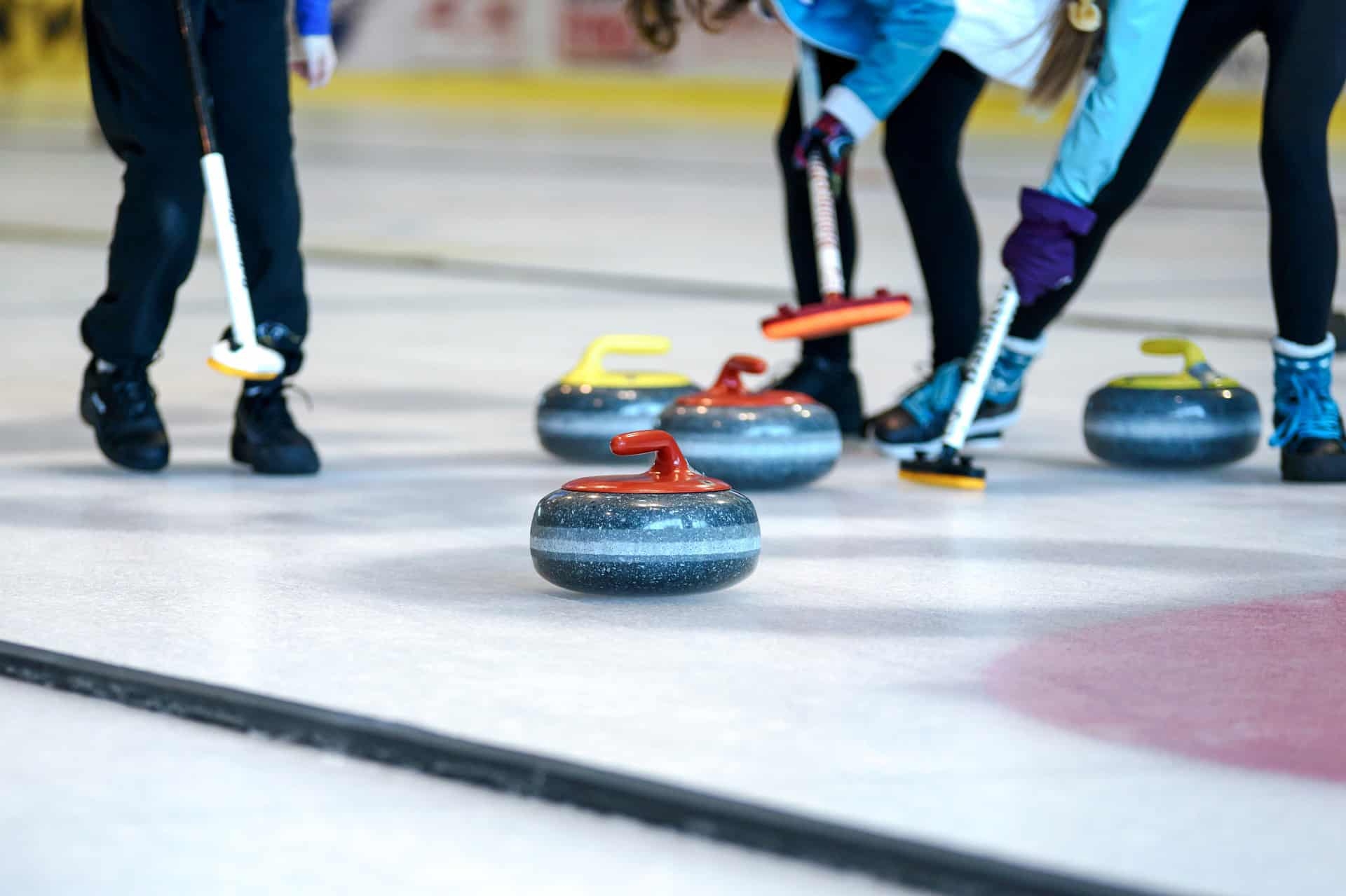 Curling Open Ice
