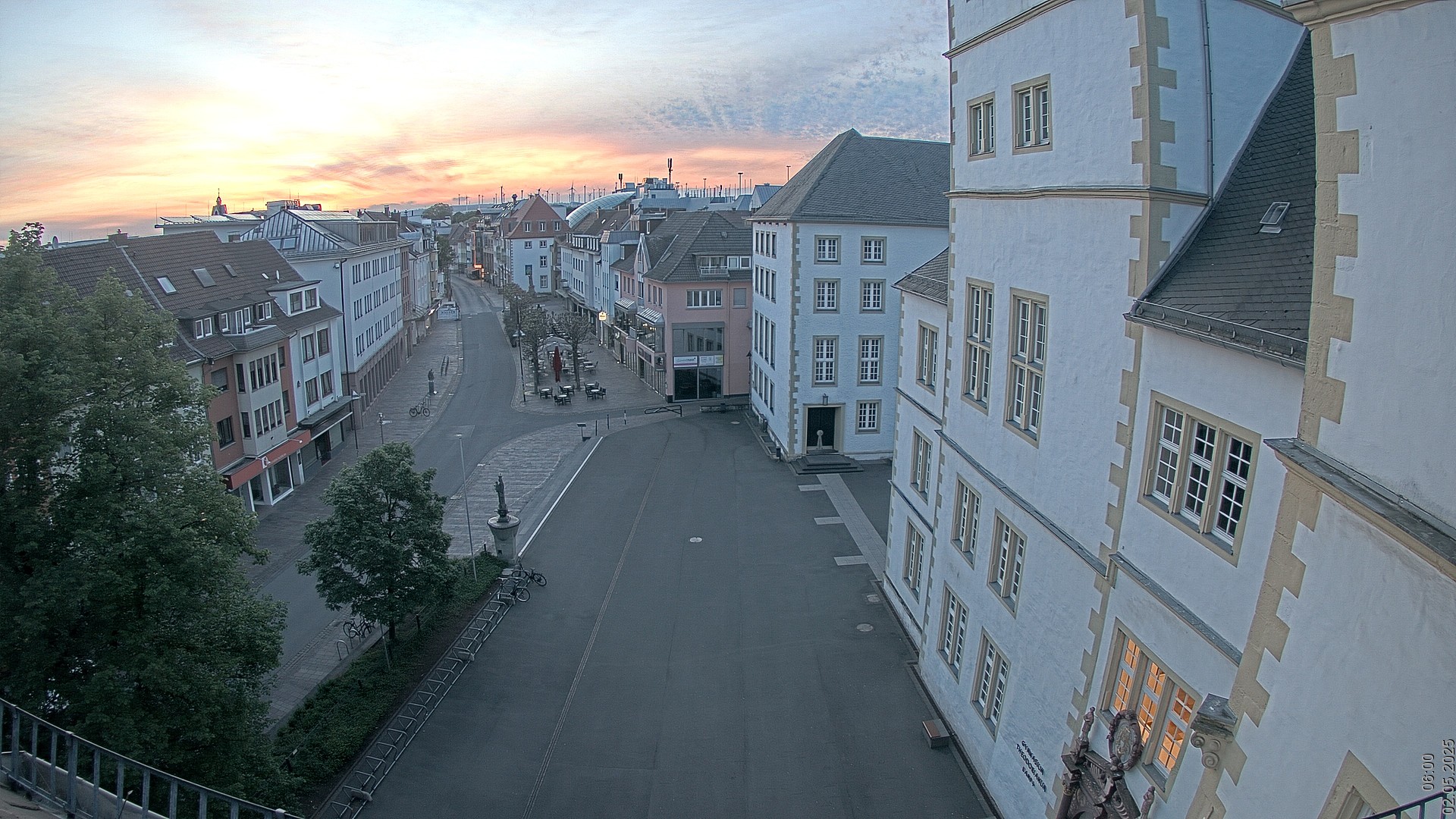25h ago - 06:00