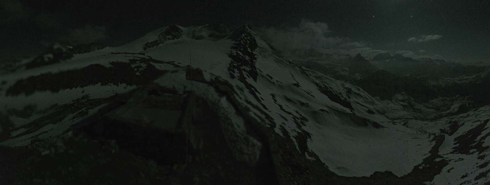 10h ago - 23:15