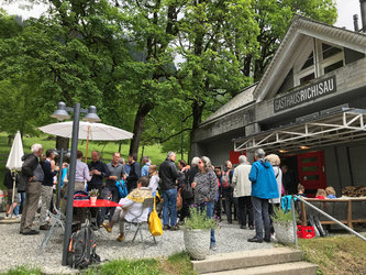 Gäste an der Saisoneröffnung 2019 im Gasthaus Richisau