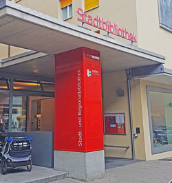 Stadt- und Regionalbibliothek Uster - 1