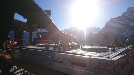 Turntables mit Ortstock