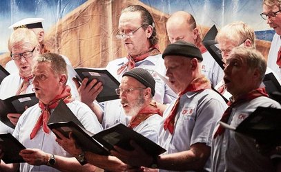 Der%20M%C3%A4nnerchor%20Hagendorn%20bei%20ihrem%20Konzert%20am%20Mittwoch%20in%20der%20Mehrzweckhalle.%20%28Bild%20Jakob%20Ineichen%20Hagendorn%2C%2022.%20Januar%202020%29