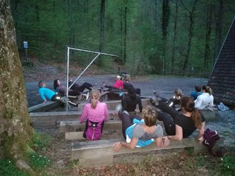 Turner am ersten Outdoortraining