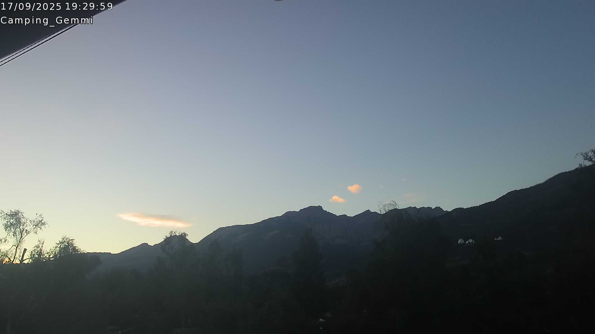 22h ago - 19:31