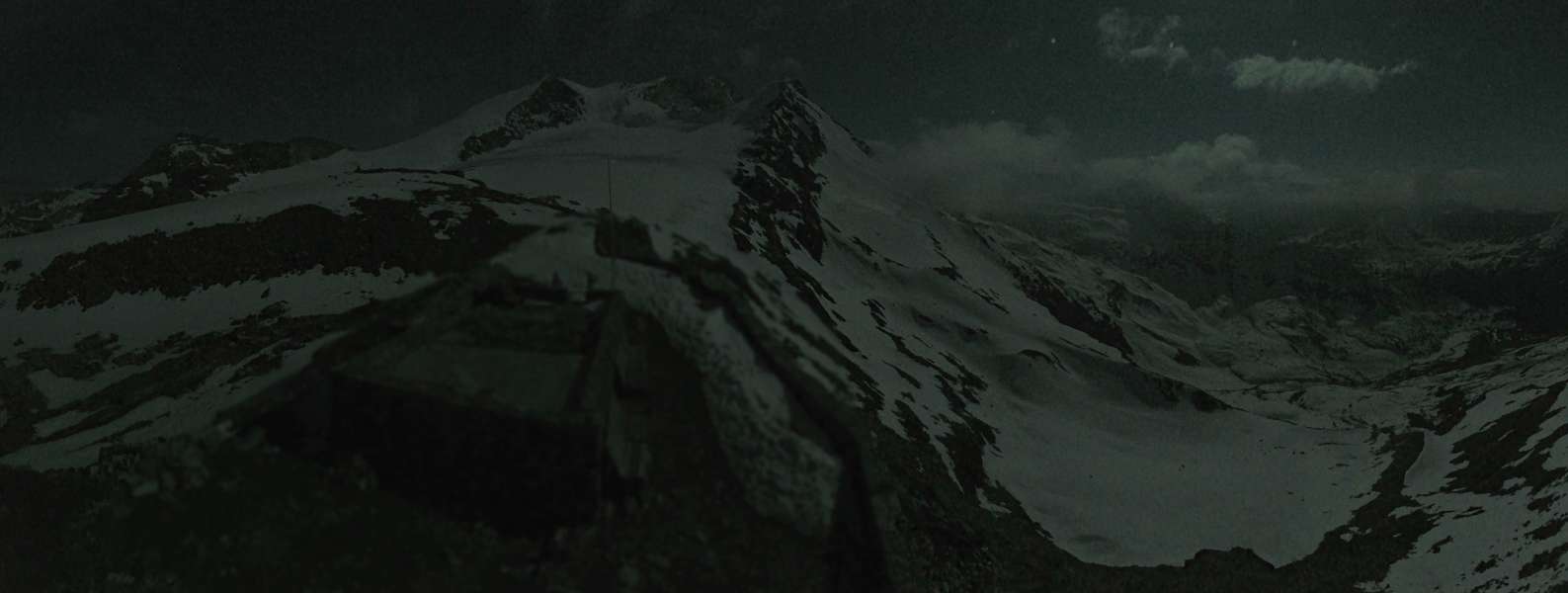 11h ago - 22:45