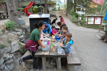 Walliser Roggenbrot backen & Seilpark-Fun - 1