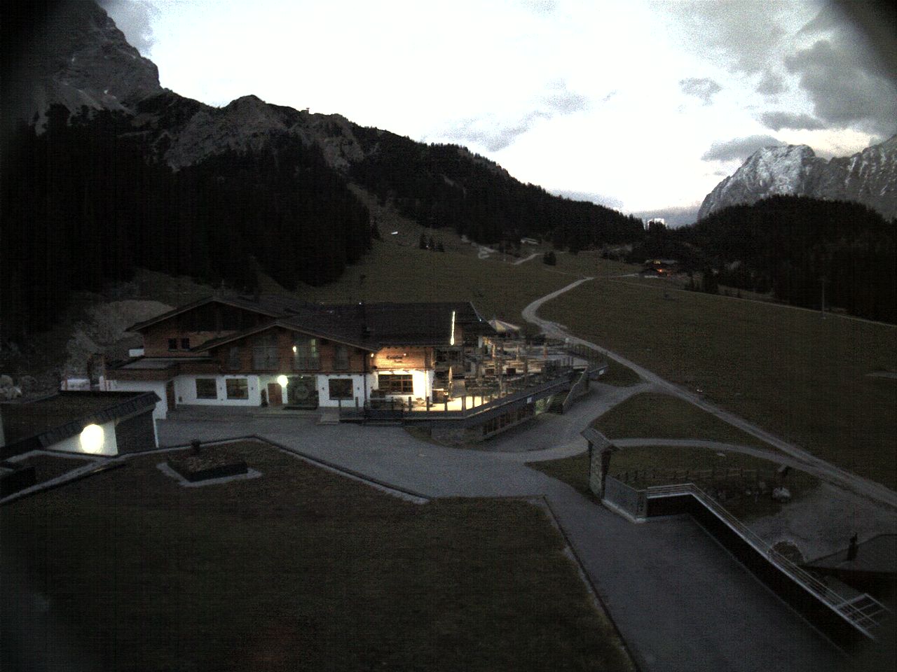9h ago - 21:15