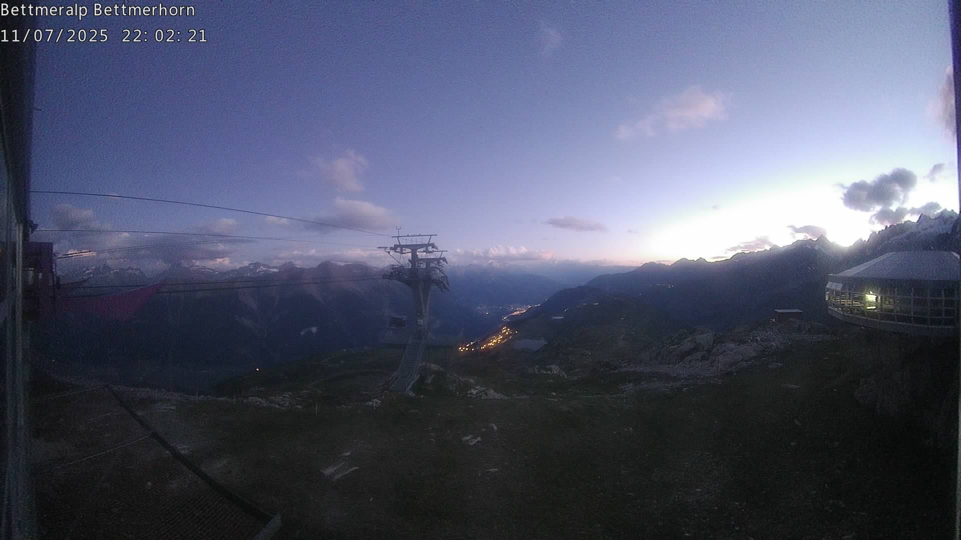 4h ago - 22:01