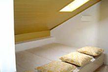 Ein 4er-Zimmer mit Blick in den Sternenhimmel.