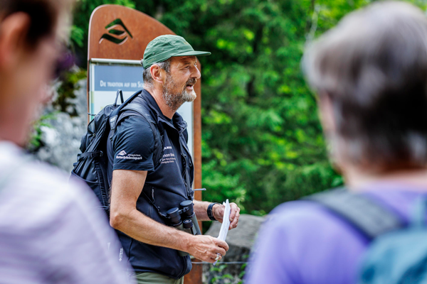 Promenade matinale avec le ranger Simon