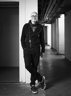 Matthias Moos by Roman Riegger