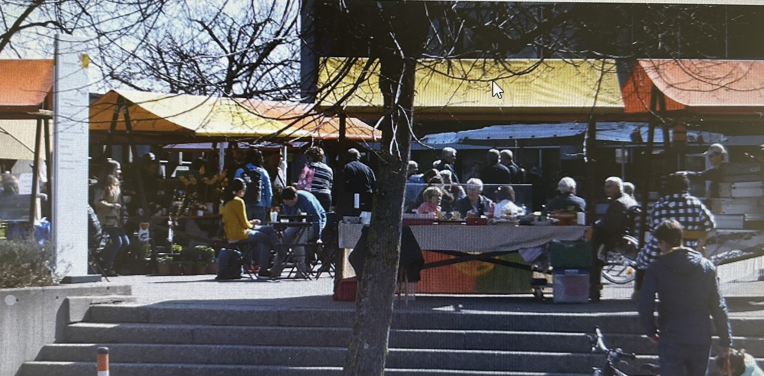 Samstags-Märt Dorfverein Fällanden Gemeindehausplatz