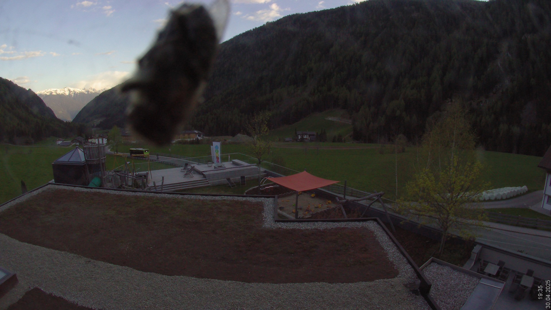 10h ago - 19:35