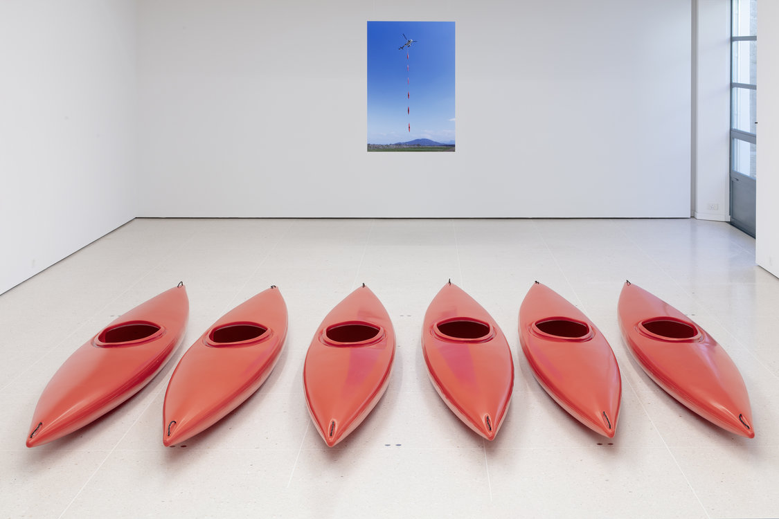 Roman%20Signer%2C%20Skulptur%2C%202019%2C%20Ausstellungsansicht%20Kunsthaus%20Zug%2C%20Foto%20Stefan%20Rohner