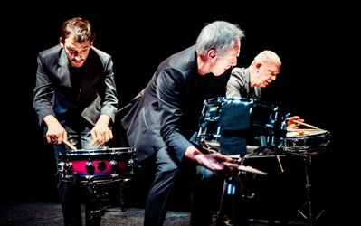 Schlagzeug und Pingdugonggong mit Fritz Hauser, Rob Kloet und Peter Conradin Zumthor