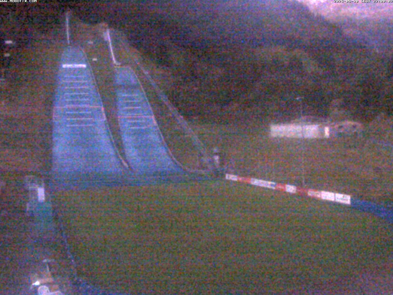 35h ago - 22:00