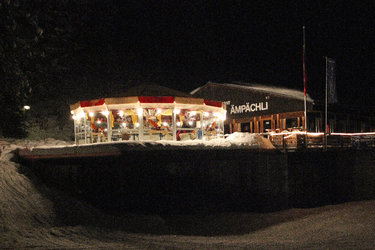 Karussell Bar vor dem Bergrestaurant
