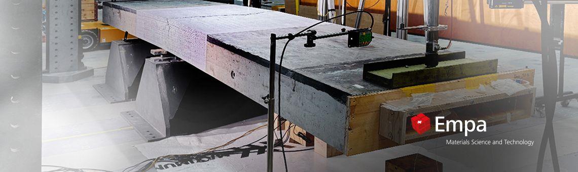 Brückenverstärkung mit UHFB und memory-steel