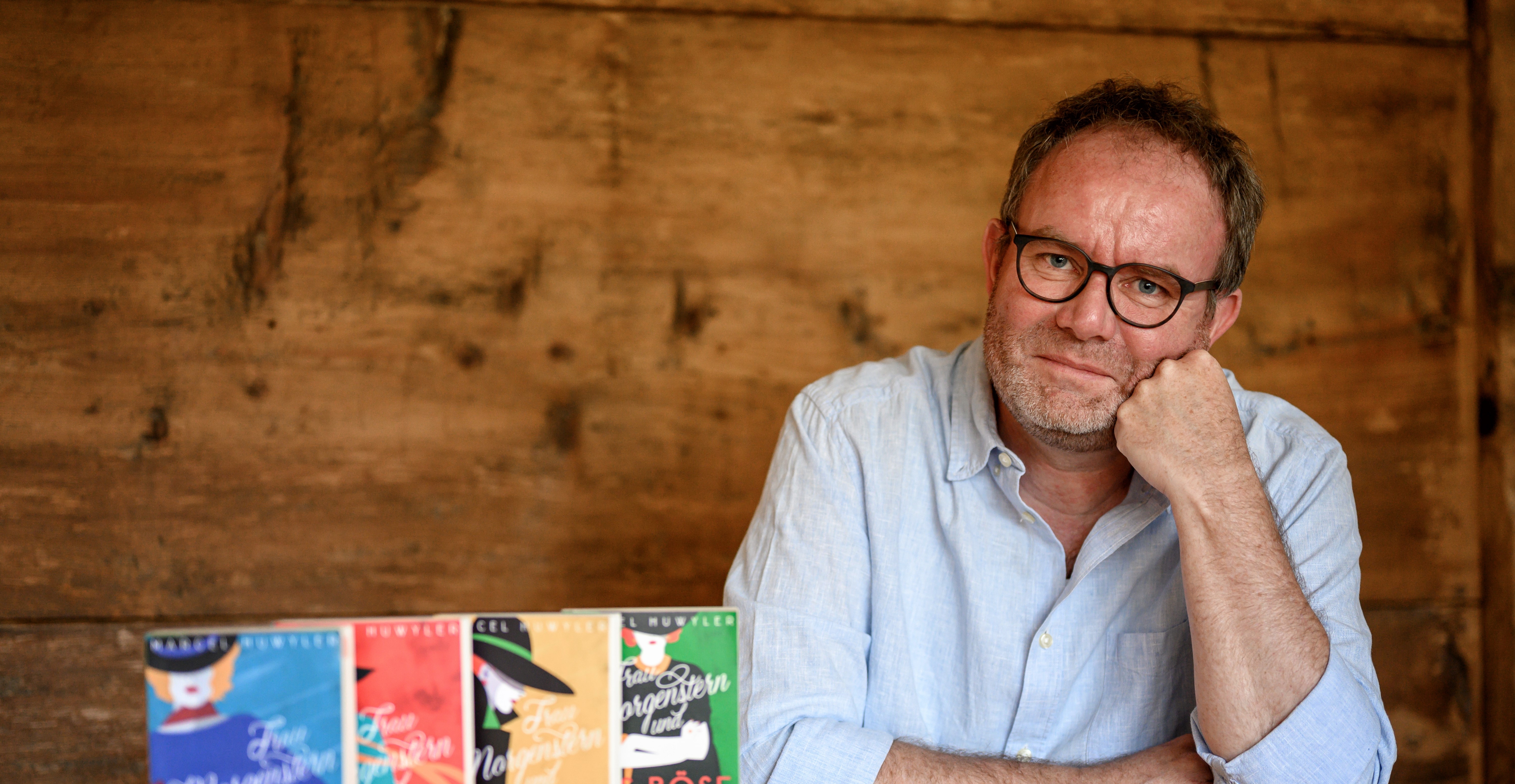 Marcel Huwyler auf Lesetour mit seinen Mordsfiguren