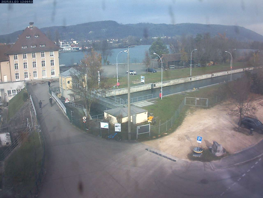 23.11.2025 12:10