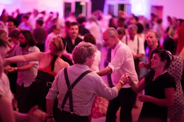 Lindy Hop Dance Party ! With The Hop Sh Bam Connection - 1