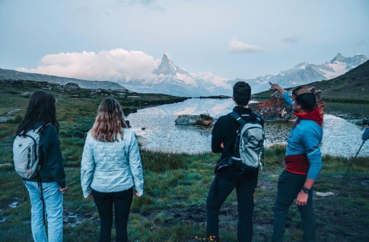 Frühstück bei Sonnenaufgang