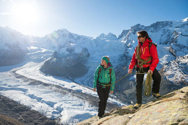In the safe hands of a mountain guide: climbing on the Riffelhorn.
