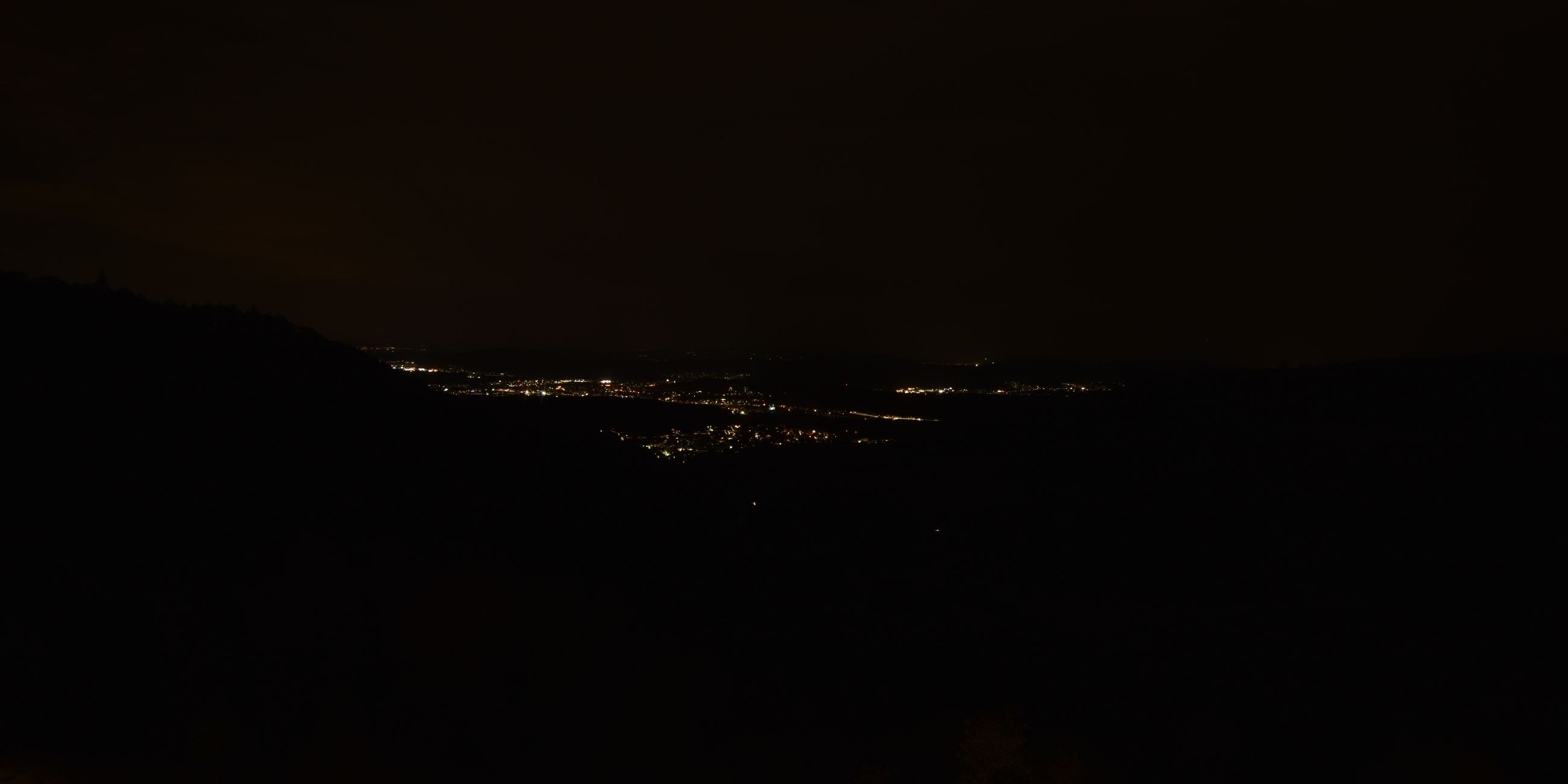 40h ago - 22:00