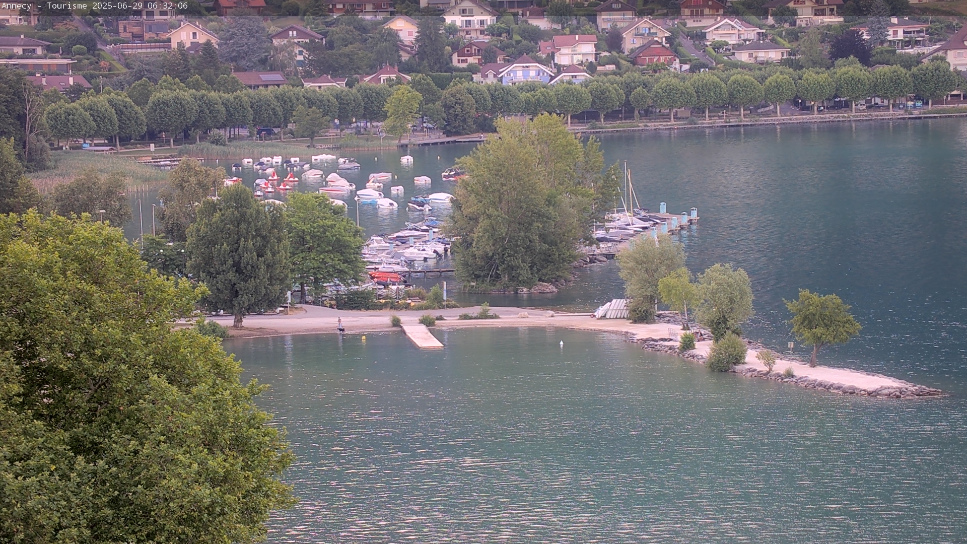 1h ago - 06:35