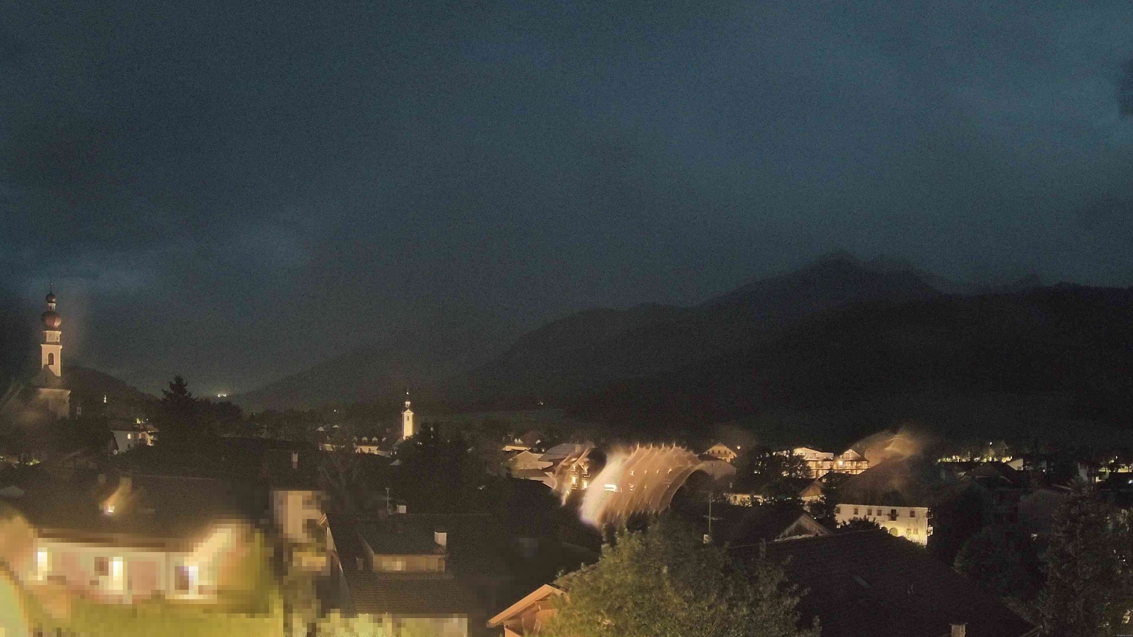 28h ago - 22:00