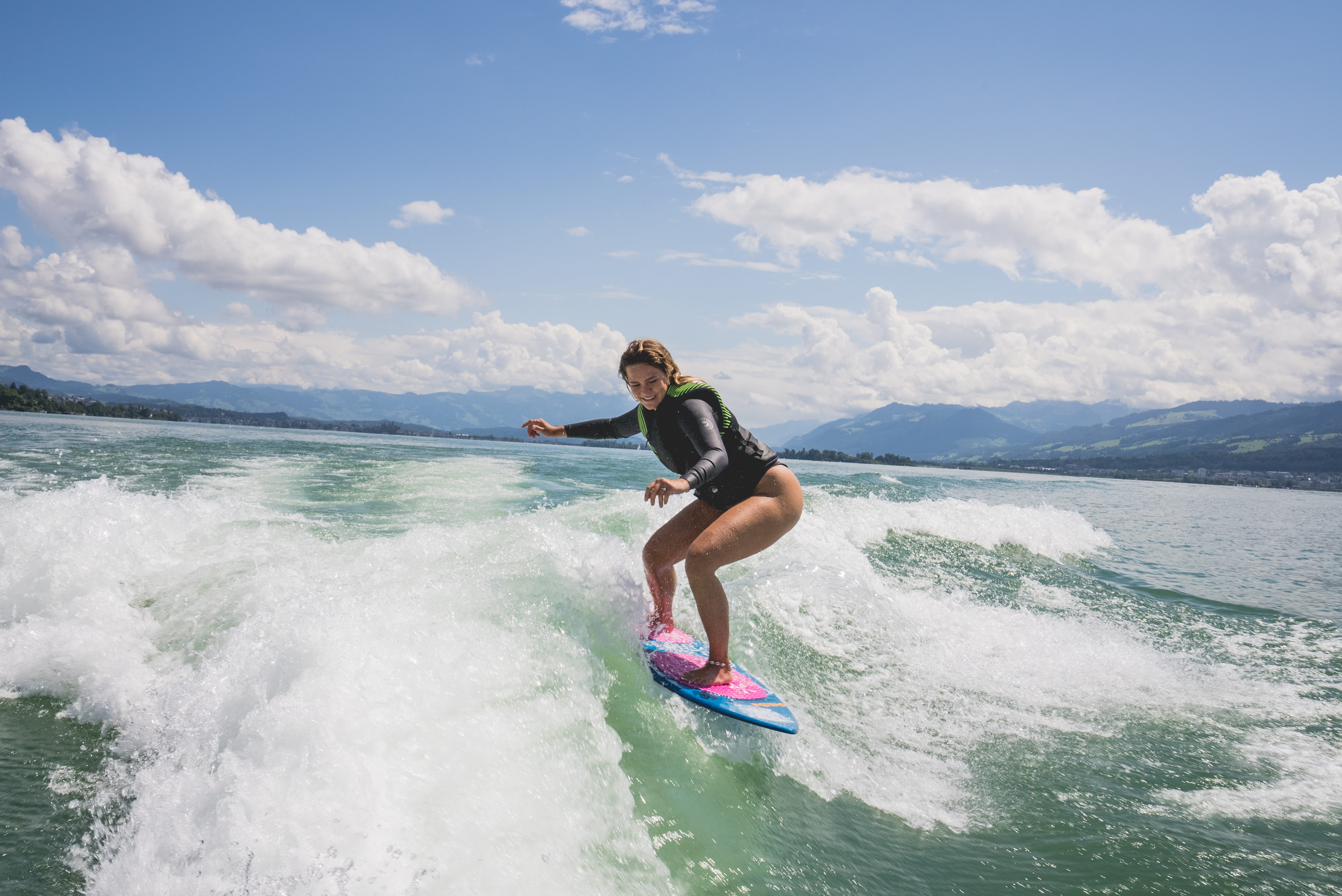 Wakesurfen auf dem Zürichsee: lerne bei erfahrenen Coaches