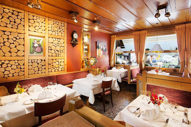 ****Kreuz & Post: Restaurant Kreuz & Terrasse - 1