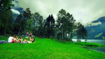 Still aus dem Musikvideo «Chlüntel»