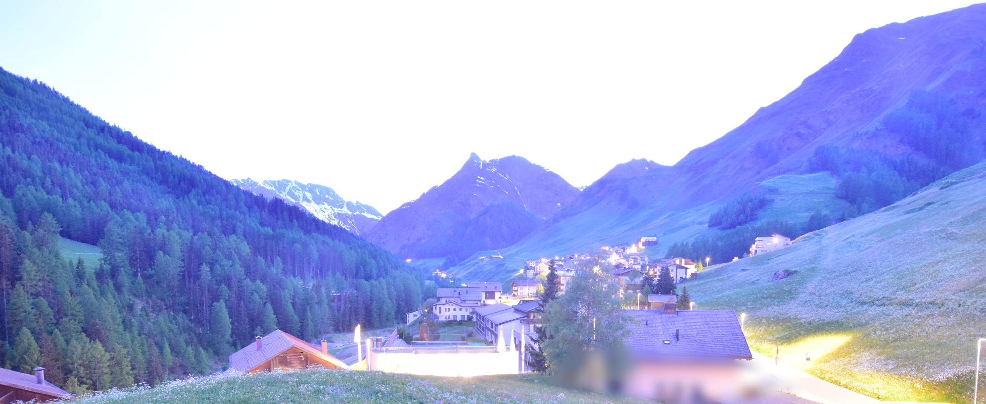 2h ago - 22:00