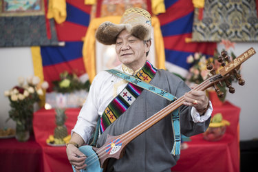 «Durch mein Engagement als Tanz-, Gesangs- und Instrumentallehrer kann ich meine Leidenschaft zur Musik leben und meine Verbundenheit zu meiner Heimat pflegen.»
