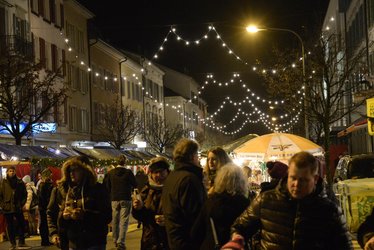 Weihnachtsmarkt Glarus (Bild: Jürg Huber, glarus24.ch)