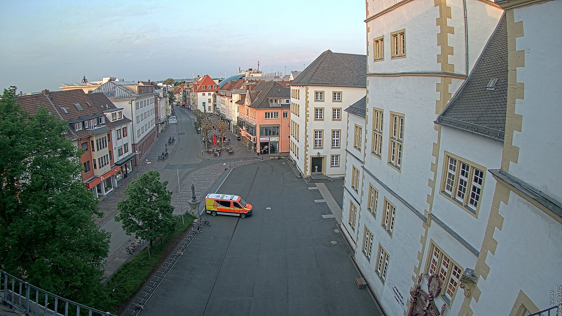 10h ago - 20:30