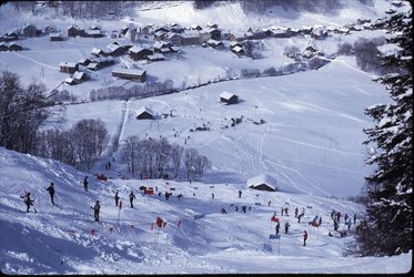50-Jahr-Jubiläum der Schweizer Ski- und Snowboardschule Elm - 1