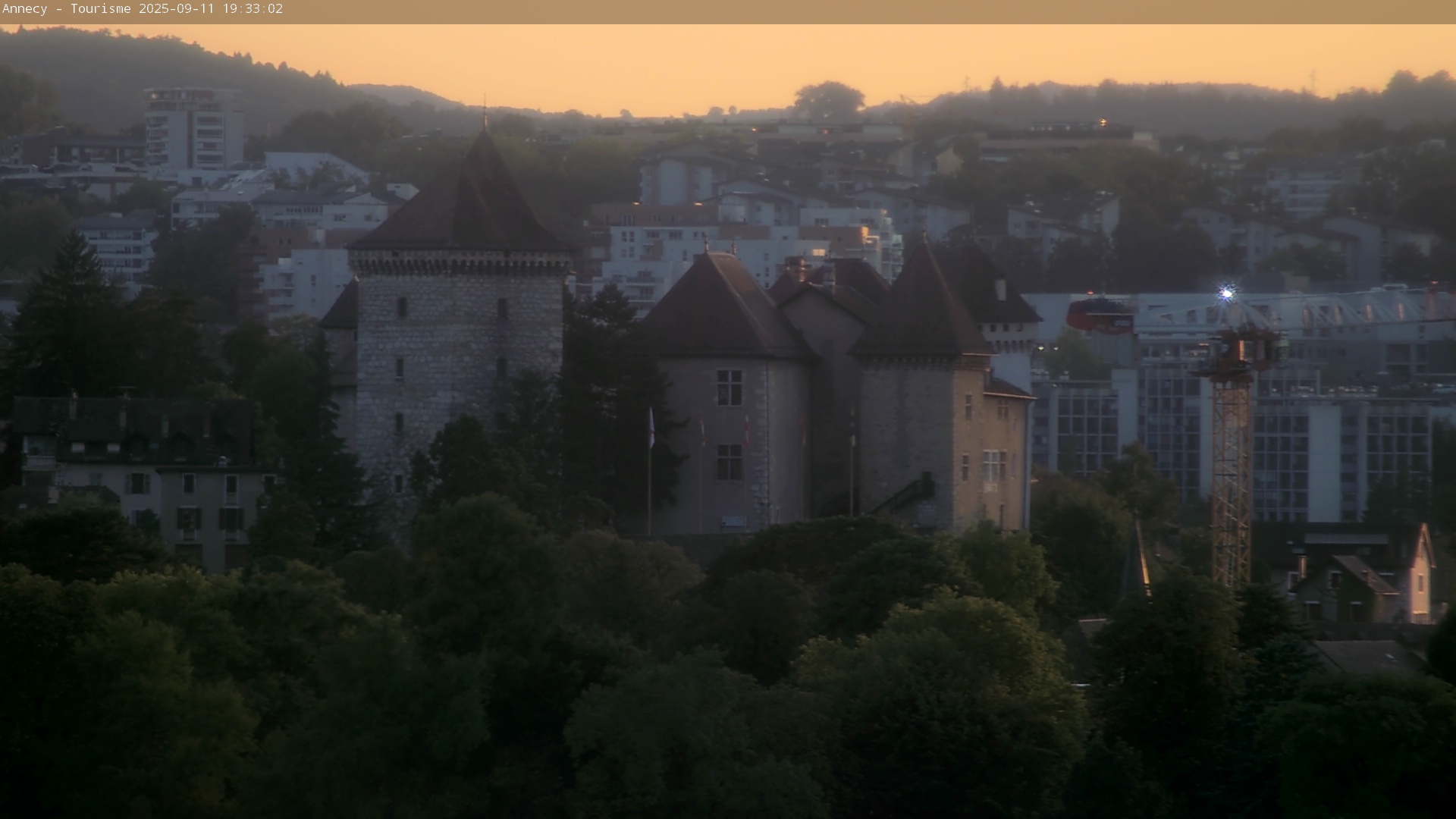 1h ago - 19:35