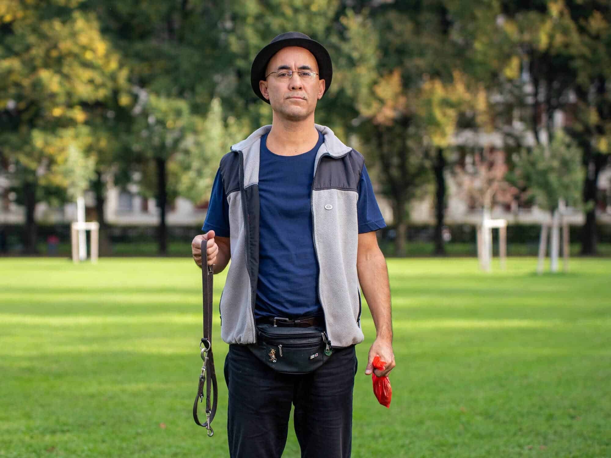 Titelbild des Events: Simon Chen mit "Er will nur Spielen" - im Gleis21