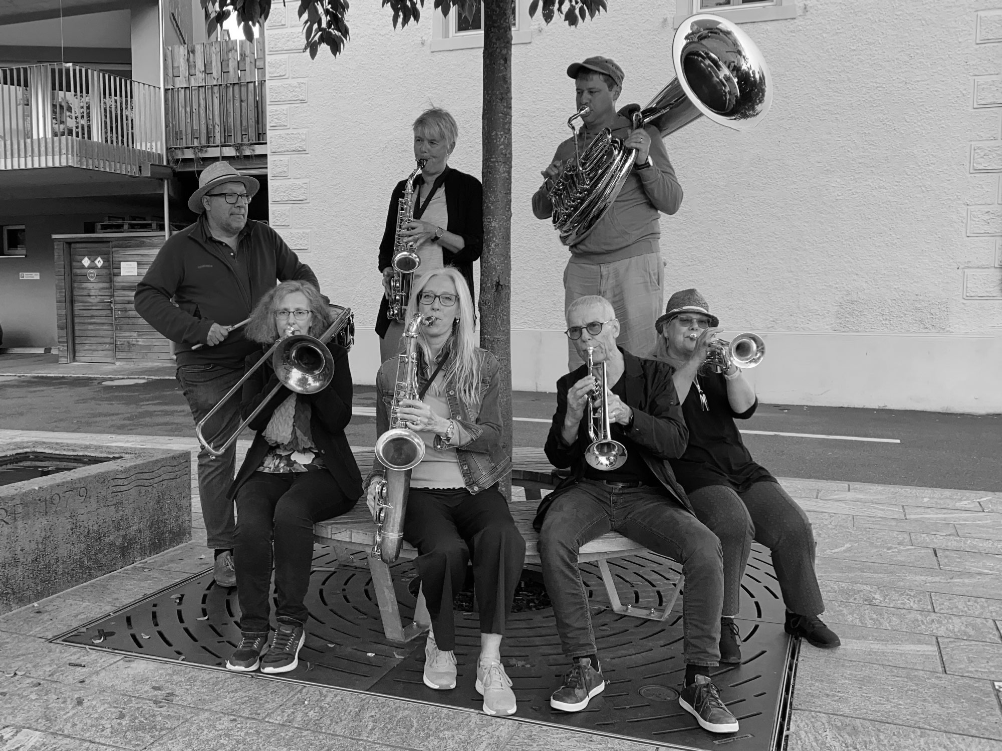 Titelbild des Events: Gratiskonzert: Los e-Moll (CH)