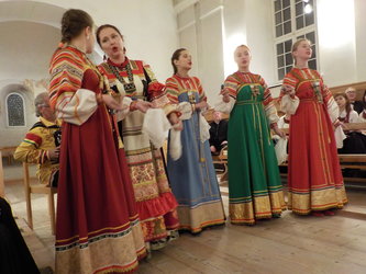 Jugendensemble OKOLITSA aus Kaluga