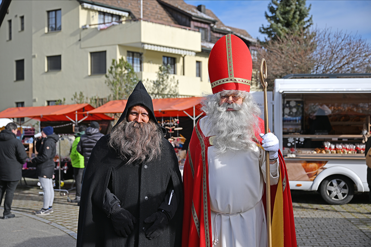 Wiehnachtsmärt und Sunntigsverchauf in Wislig 2026