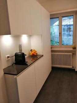 Küche mit Nespressomaschine