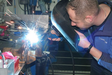 R+R MotoTEAM GmbH - 1